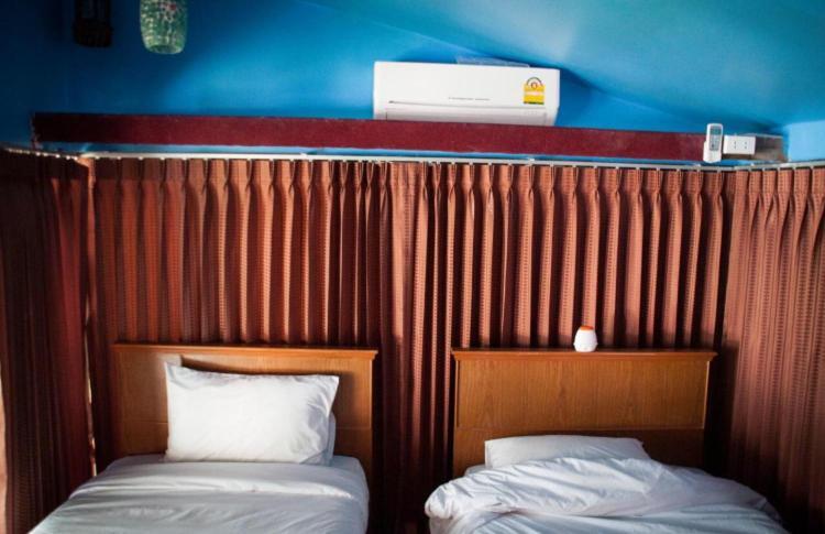 The Lazy Bar And Guesthouse Krabi Exterior photo